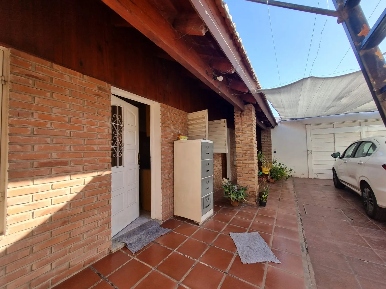 Oportunidad Inversor! Venta 2 Casas + Duplex - 276 m² Terreno / 200 m² Cubiertos