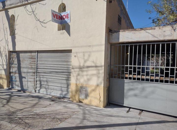 Casa · 320m² · 3 Dormitorios · 1 Cochera