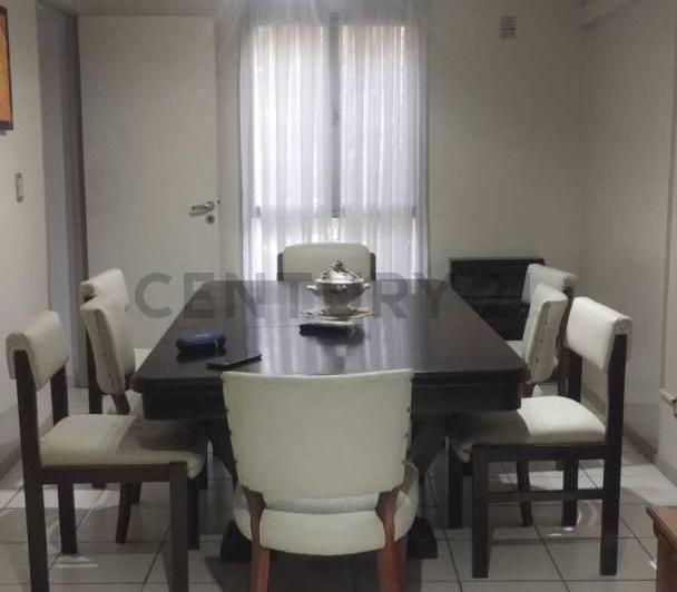 Departamento · 64m² · 5 Ambientes · 1 Cochera