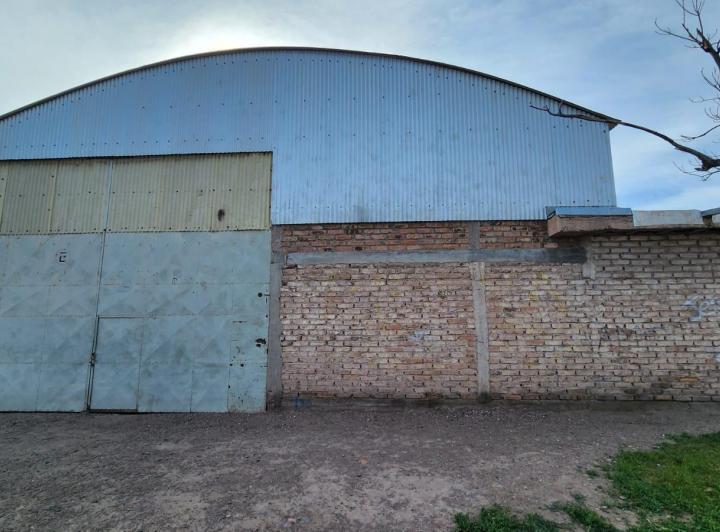 Bodega-Galpón · 680m² · 3 Ambientes