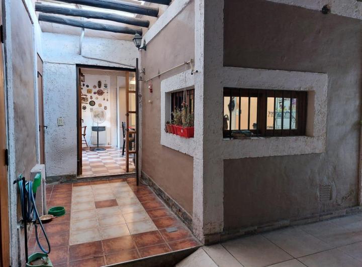 Casa · 110m² · 2 Dormitorios · 2 Cocheras