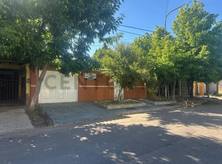 Casa · 90m² · 3 Ambientes · 1 Cochera