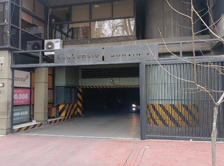 Garage · 10m² · 1 Cochera