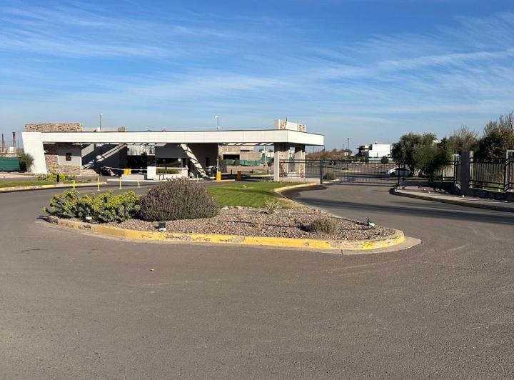 Terreno · 403m²