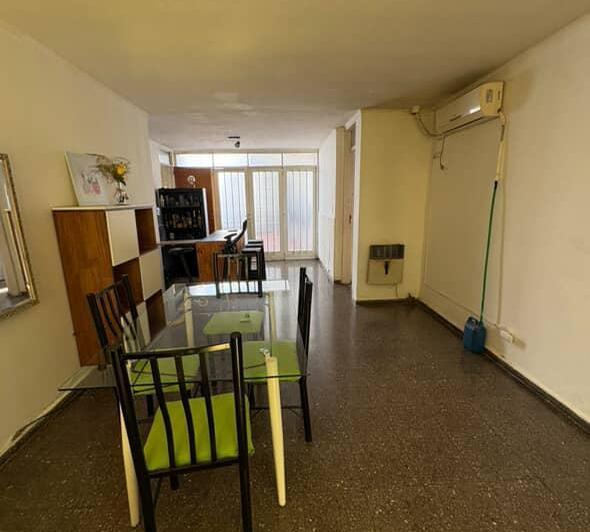Casa · 180m² · 7 Ambientes · 1 Cochera