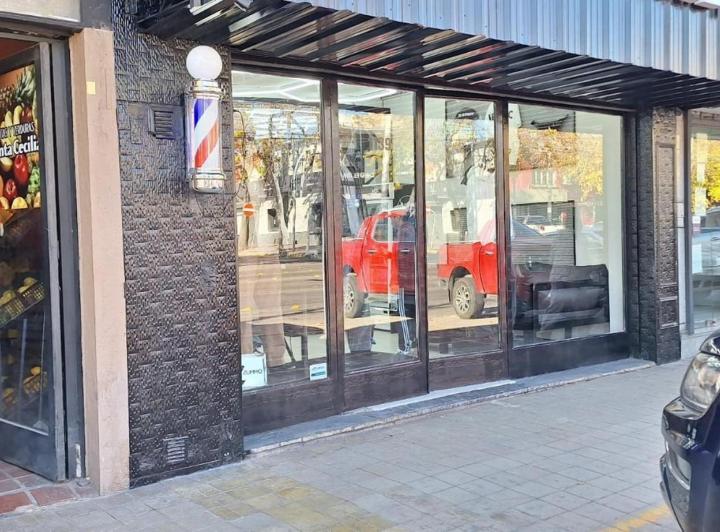 Local comercial · 177m²