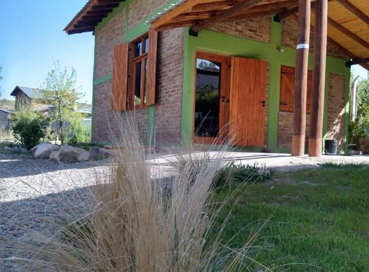 Casa · 400m² · 16 Ambientes · 5 Cocheras