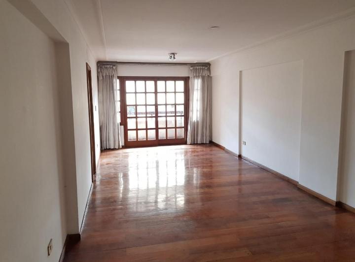 Departamento · 80m² · 4 Ambientes · 1 Cochera
