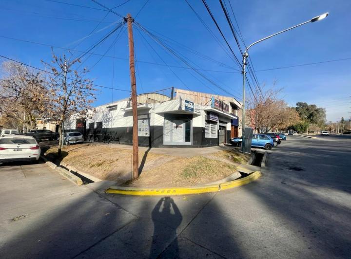 Bodega-Galpón · 320m²