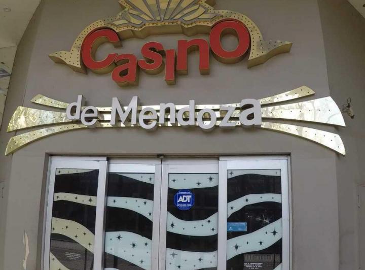 Edificio · 1078m²