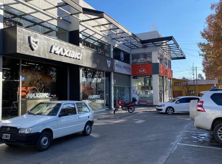 Local comercial · 1m²