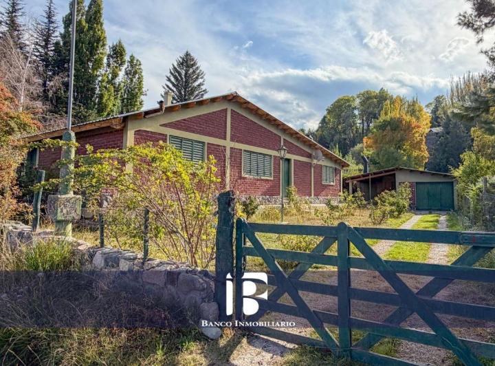 Casa · 165m² · 5 Ambientes · 1 Cochera