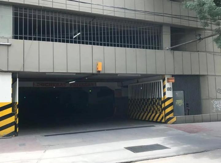 Garage · 12m²