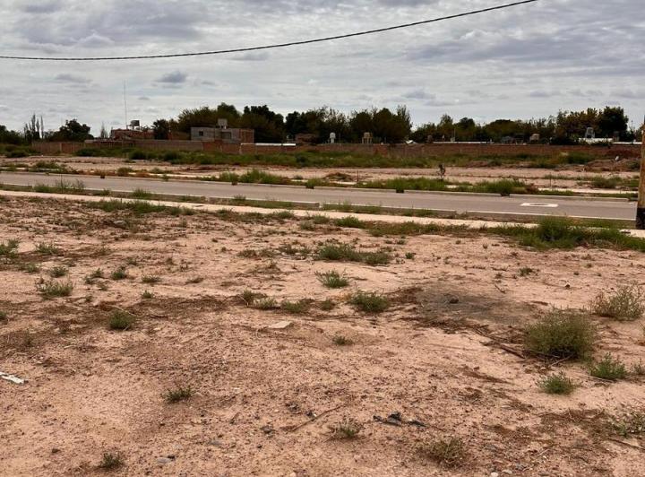 Terreno · 207m²