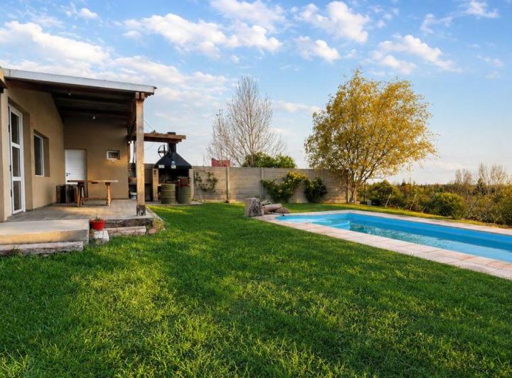 Casa · 160m² · 5 Ambientes · 1 Cochera