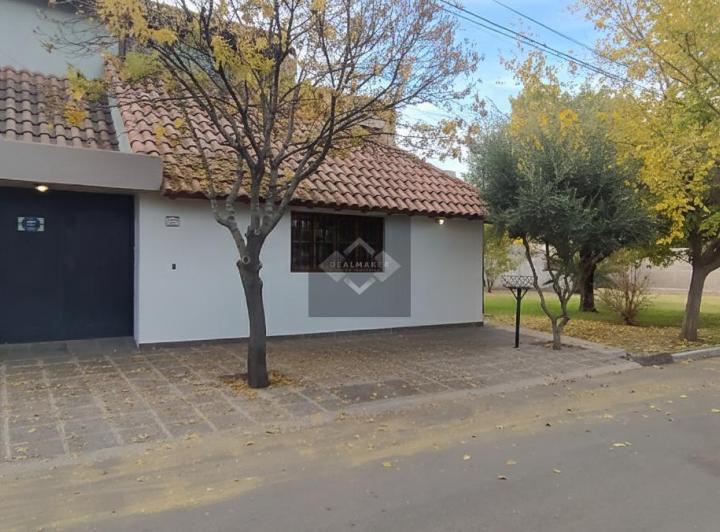 Casa · 183m² · 5 Ambientes