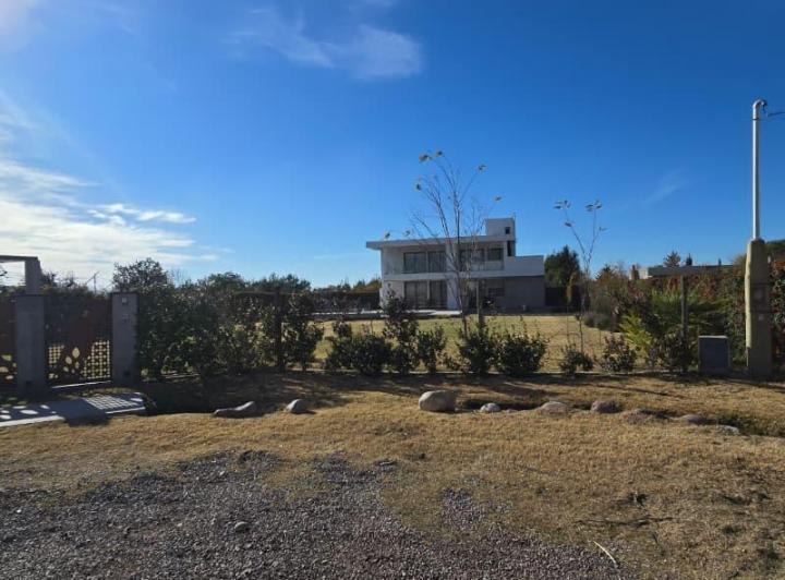 Terreno · 1100m²