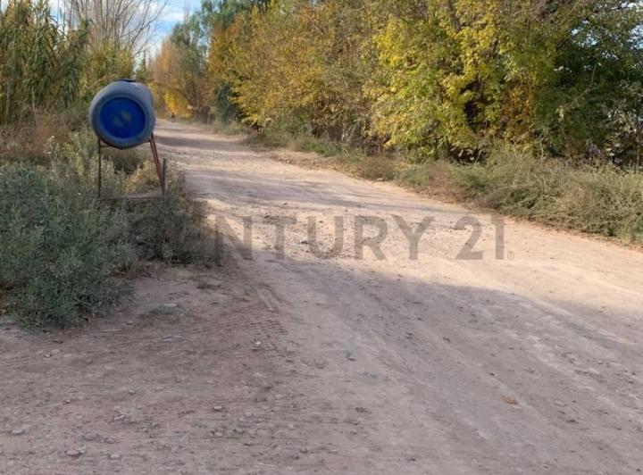 Terreno · 824m²