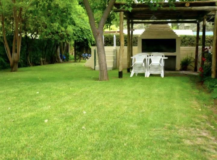 Casa · 70m² · 3 Ambientes · 2 Cocheras