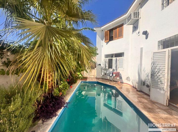 Casa · 287m² · 5 Ambientes · 1 Cochera