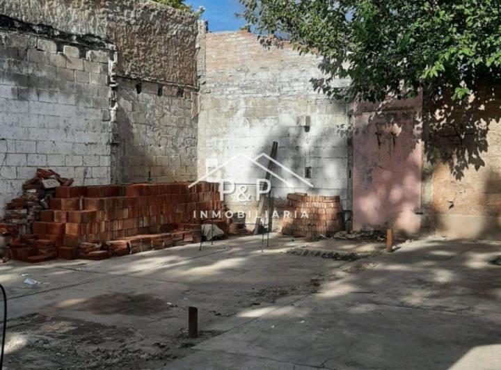 Terreno · 300m²