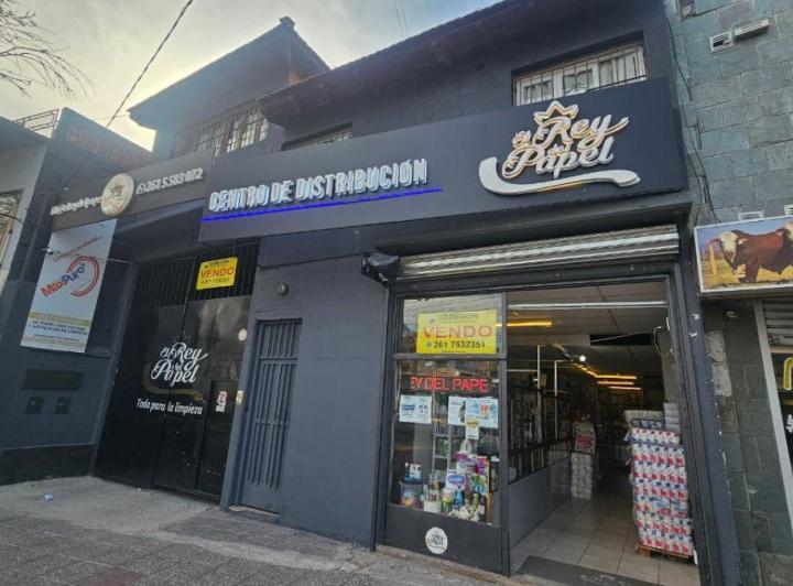 Bodega-Galpón · 635m² · 6 Ambientes