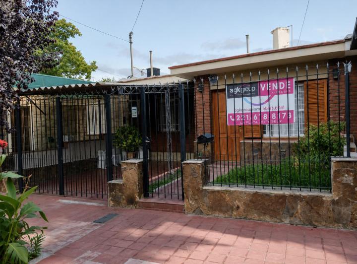 Casa · 138m² · 4 Ambientes · 1 Cochera