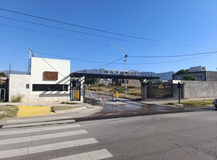 Terreno · 278m²