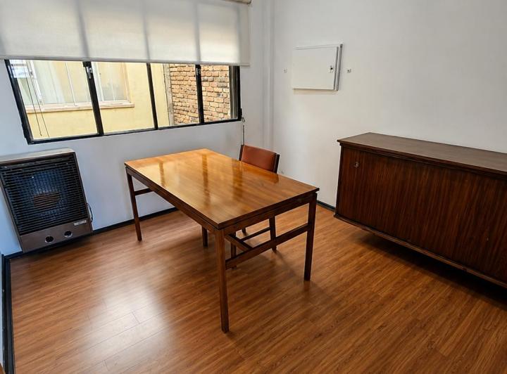 Oficina comercial · 85m² · 4 Ambientes