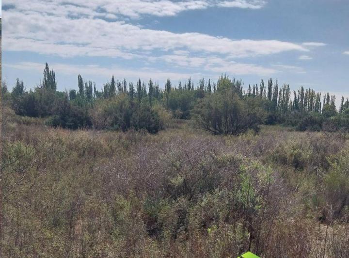 Terreno · 400m²