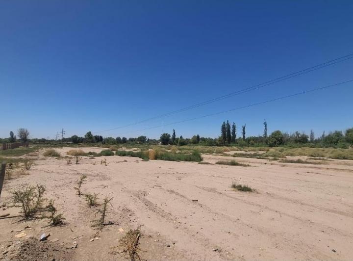 Terreno · 450000m²