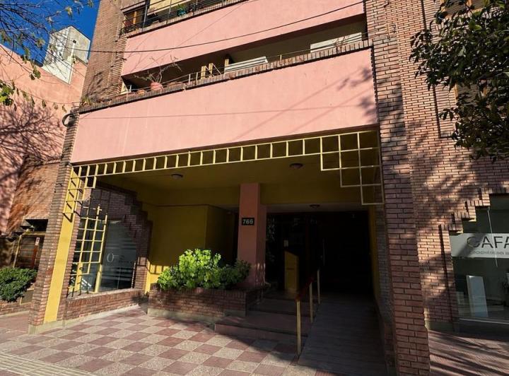 Departamento · 110m² · 6 Ambientes