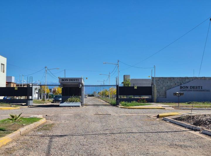 Terreno · 489m²