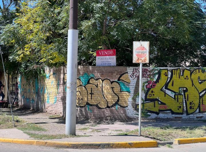 Terreno · 360m²