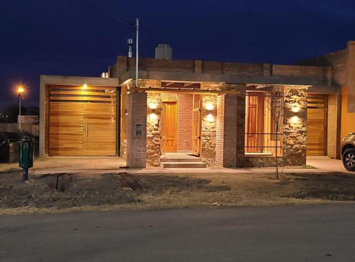Casa · 57m² · 1 Ambiente · 1 Cochera