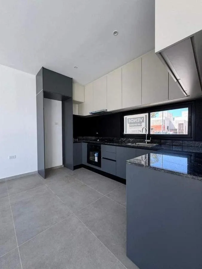 Casa en venta en Rincones de Manantiales - Tres Dormitorios - Tres Baños - Patio...