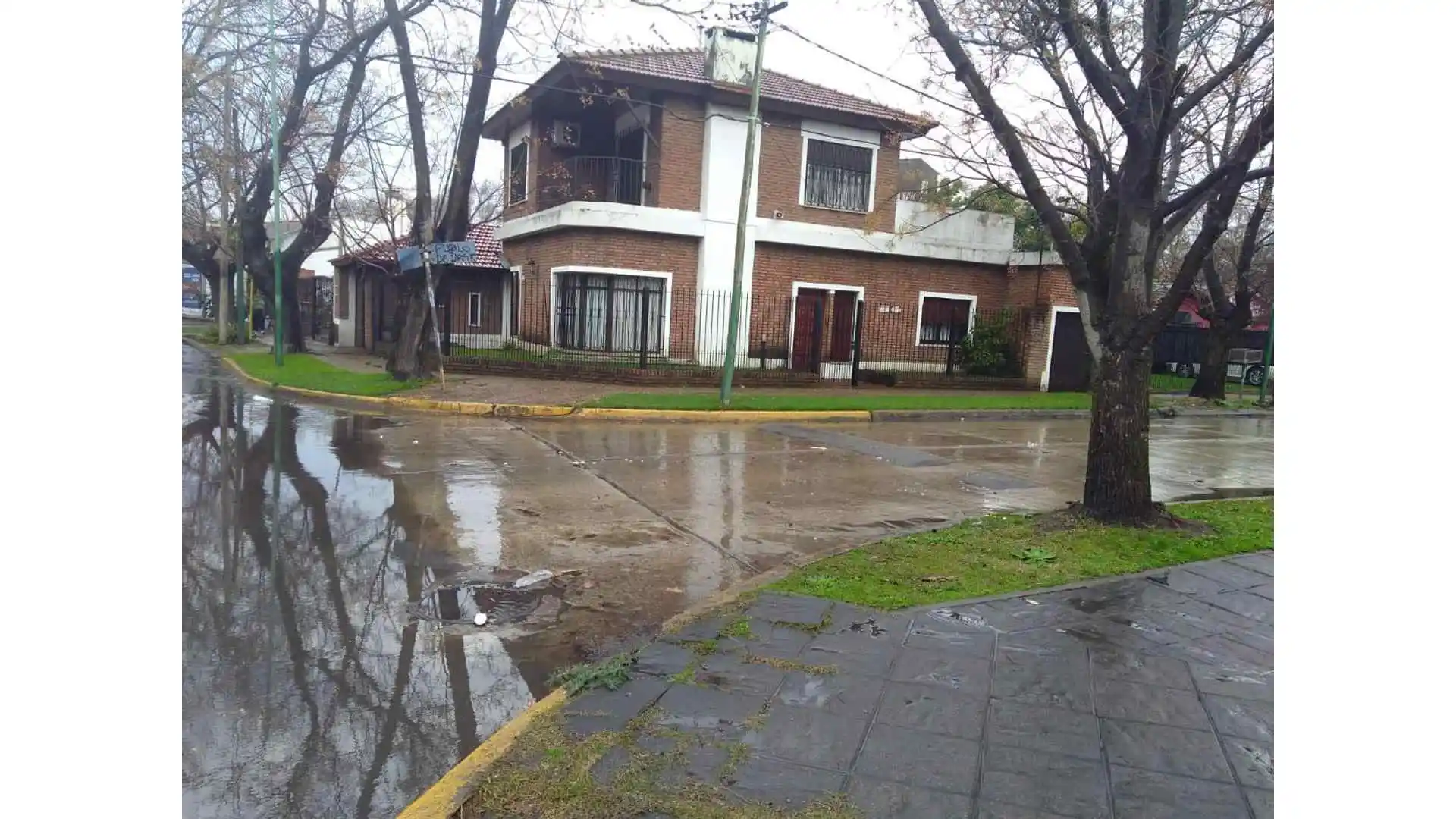 EXCELENTE PROPIEDAD EN PADUA NORTE