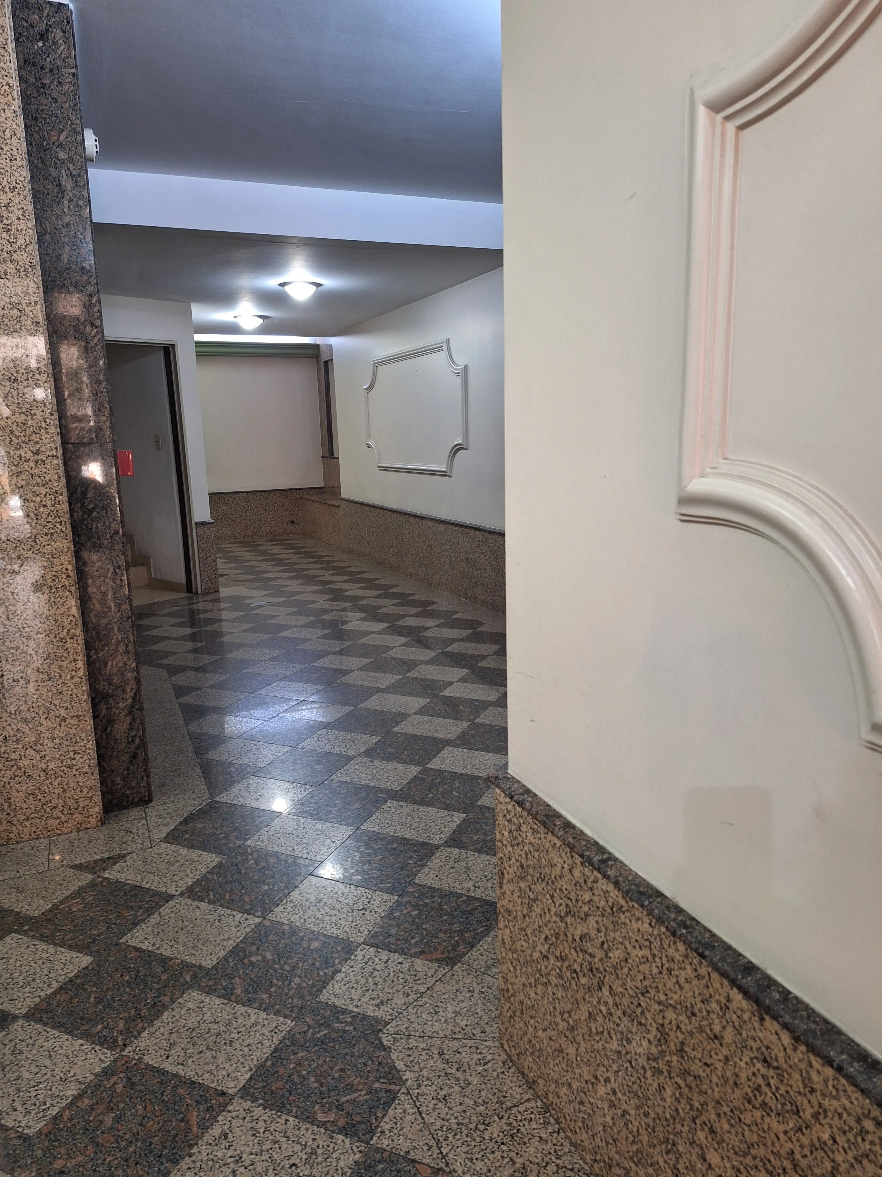 NUEVA CORDOBA 2 DORMITORIOS 2 BAÑOS COMPLETOS BALCON : por el valor de 1 dormitorio!!!