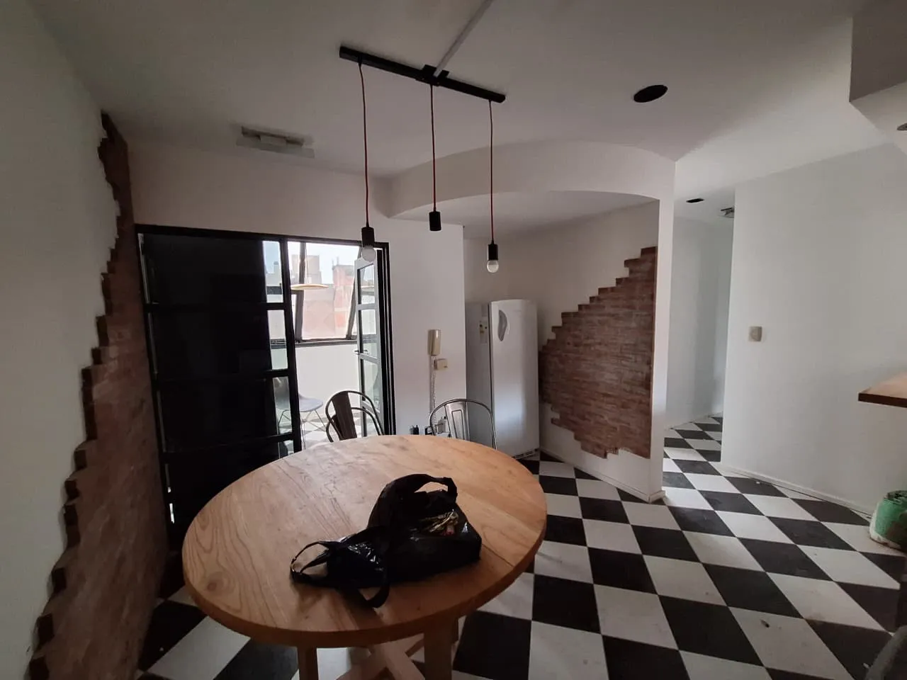 Departamento En Alquiler De 3 Ambientes en Barrio Centro