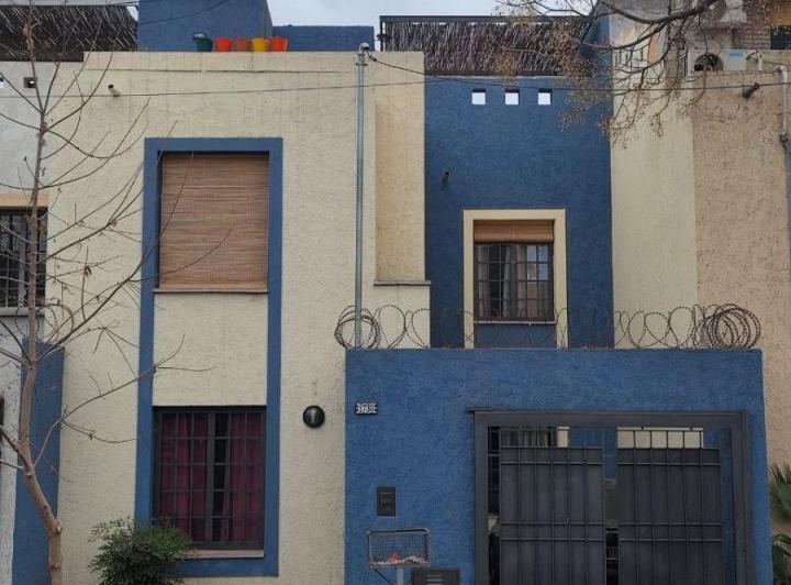Departamento · 100m² · 2 Ambientes · 1 Cochera