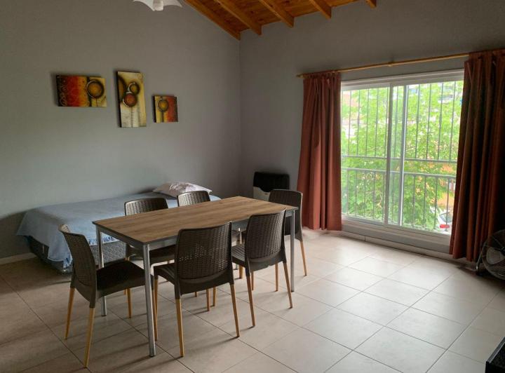 Departamento · 70m² · 5 Ambientes · 1 Cochera