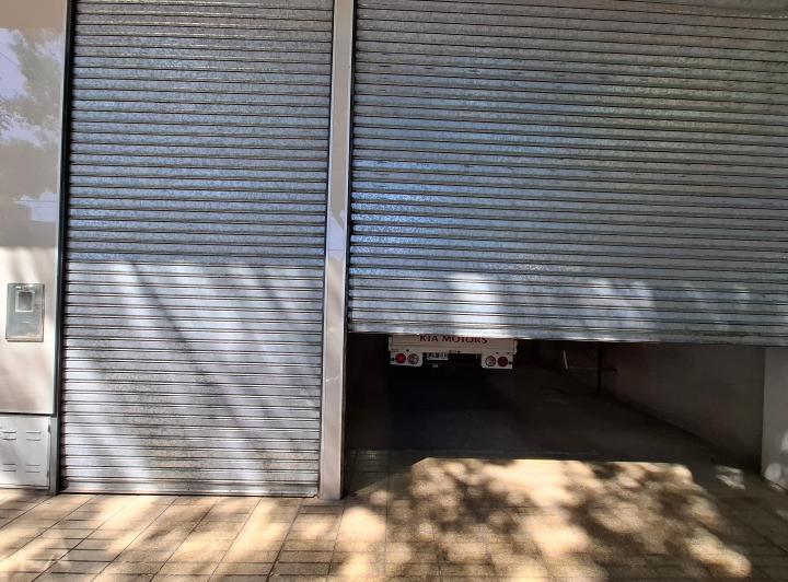 Depósito · 170m² · 2 Ambientes · 2 Cocheras
