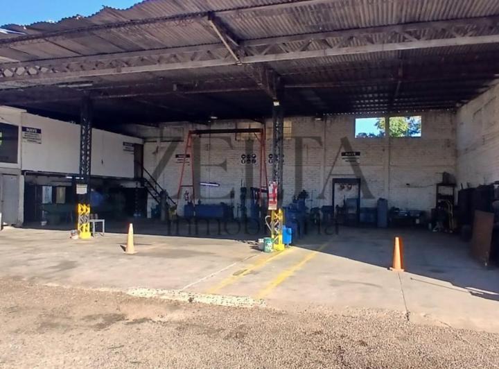 Bodega-Galpón · 340m² · 3 Ambientes