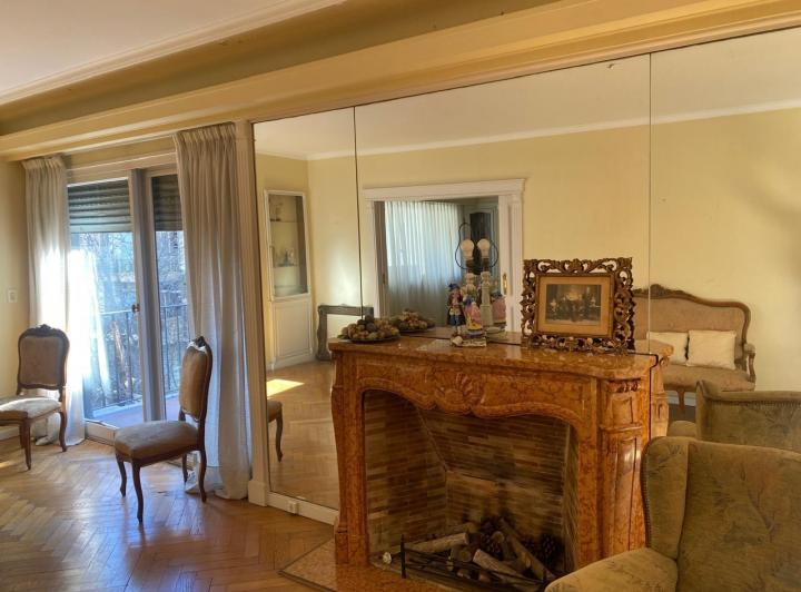 Departamento · 178m² · 6 Ambientes · 1 Cochera