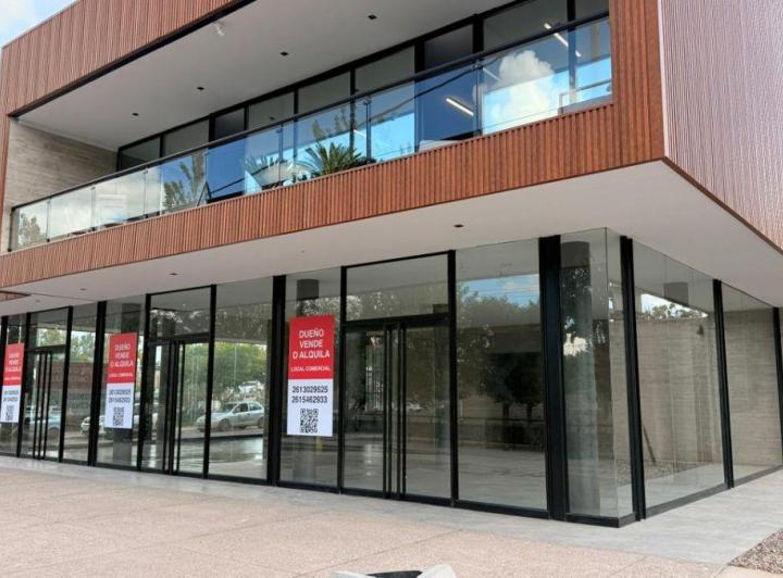 Local comercial · 300m²