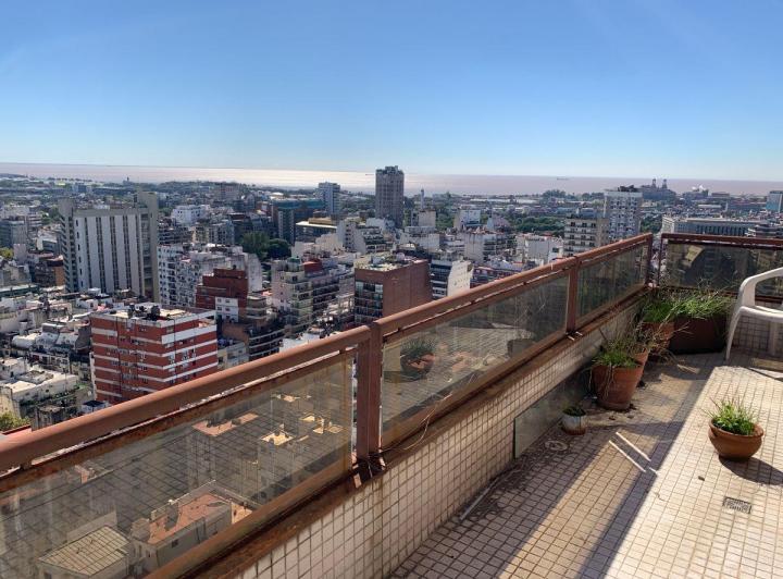 Departamento · 175m² · 4 Ambientes · 1 Cochera