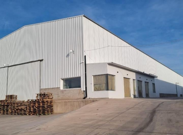 Bodega-Galpón · 1700m²