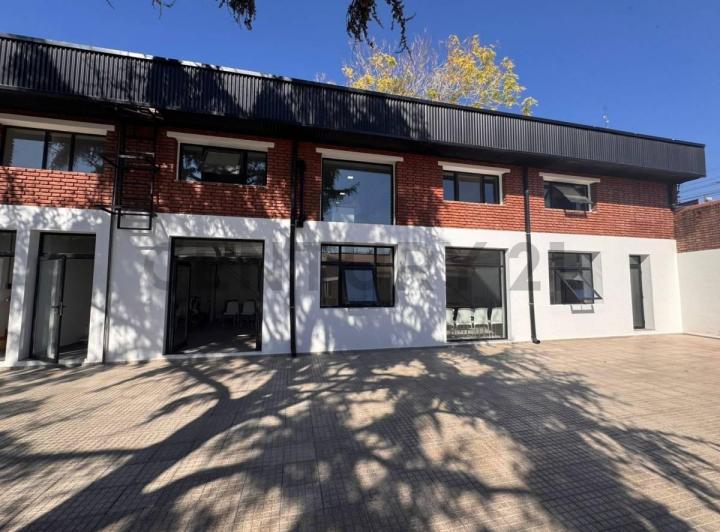 Oficina comercial · 118m² · 2 Ambientes · 1 Cochera