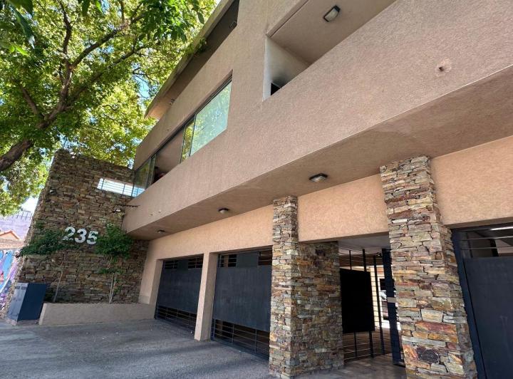 Oficina comercial · 110m² · 3 Ambientes · 1 Cochera