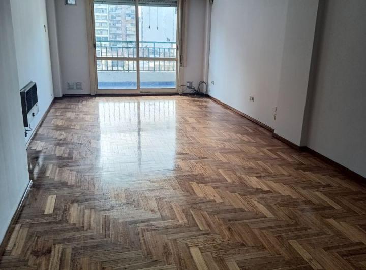 Departamento · 99m² · 7 Ambientes · 1 Cochera